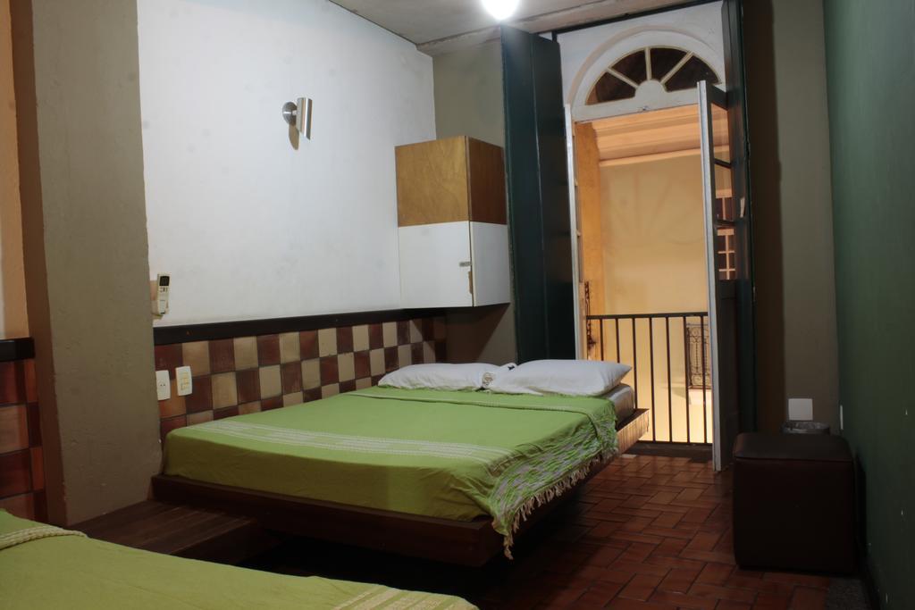 Laranjeiras Hostel Салвадор Екстериор снимка