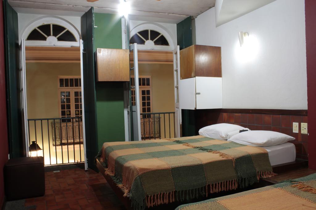 Laranjeiras Hostel Салвадор Екстериор снимка