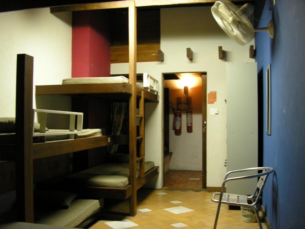 Laranjeiras Hostel Салвадор Стая снимка