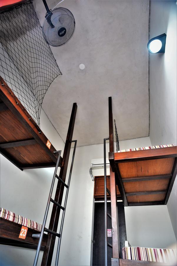 Laranjeiras Hostel Салвадор Екстериор снимка